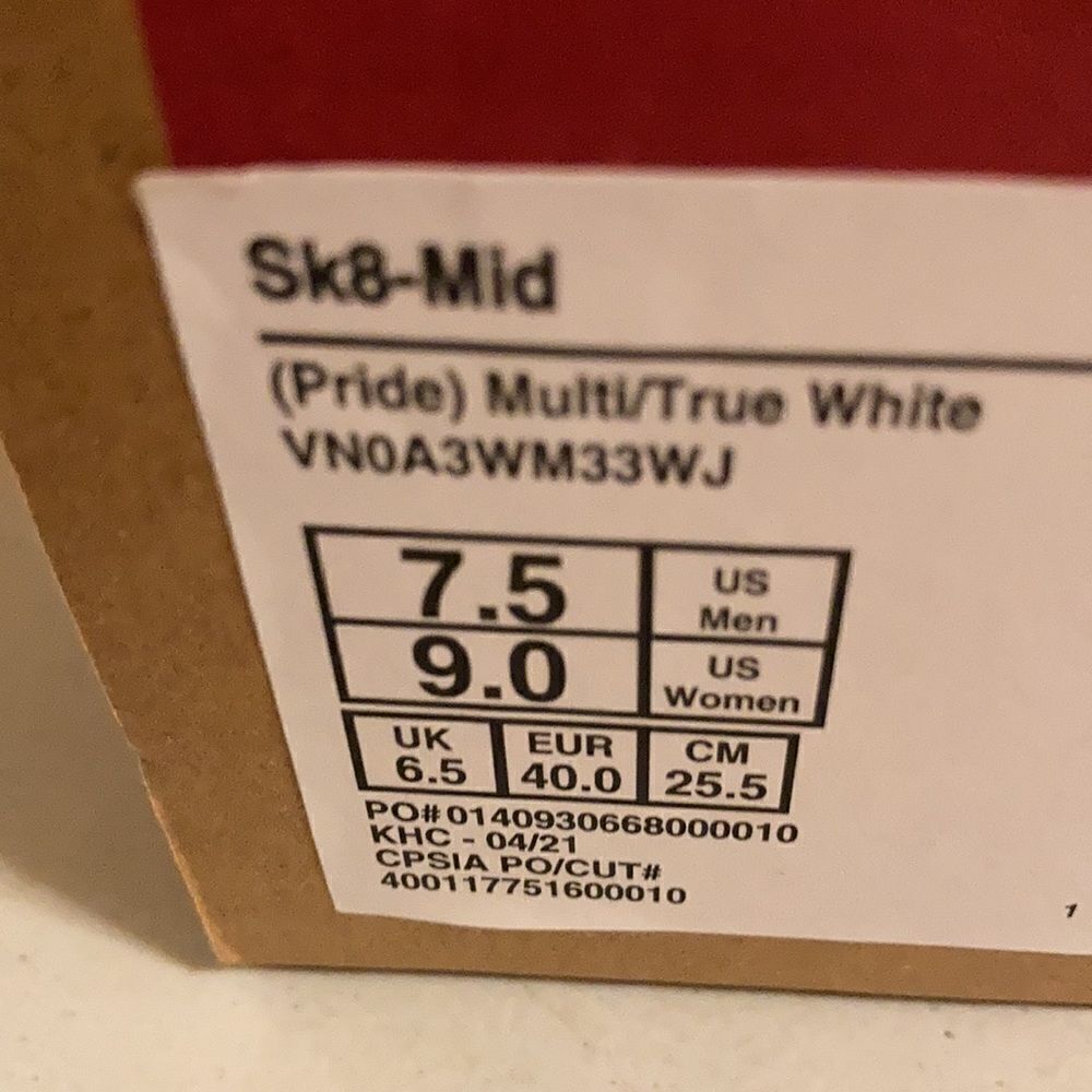 Vans Sk8 Mid Pride - Picture 9 of 10
